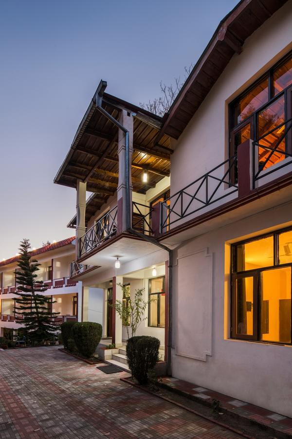 Hotel Maya Regency Бхимтал Экстерьер фото